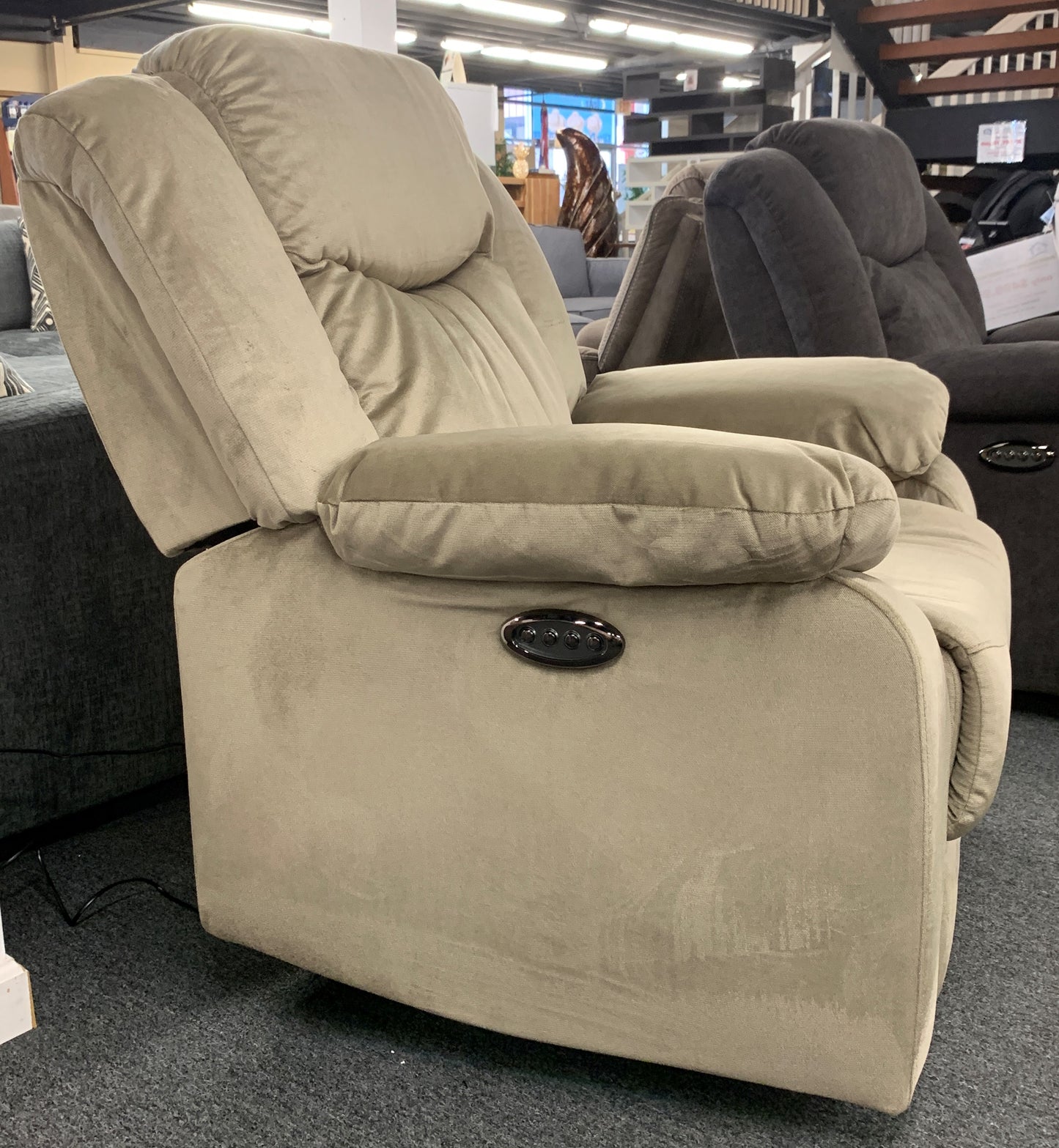 Power Recliner w/ Power Headrest - Mushroom